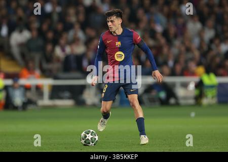 Barcelone, Espagne. 30 avril 2025. Pedri du FC Barcelone lors du match FC Barcelone vs Internazionale UEFA Champions League à l'Estadi Olimpic Luis Companys, Barcelone. Le crédit photo devrait se lire : Jonathan Moscrop/Sportimage crédit : Sportimage Ltd/Alamy Live News Banque D'Images