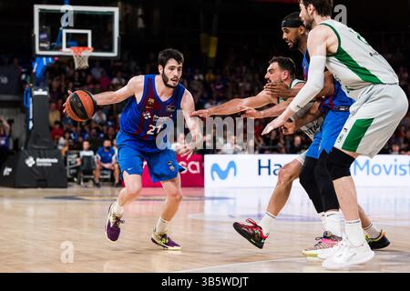 5 juin 2022, Barcelone, Barcelone, Espagne : Alex Abrines du FC Barcelone en action lors du match des éliminatoires 2 de la demi-finale ACB Liga Endesa entre le FC Barcelone et le Club Joventut Badalona au Palau Blaugrana le 05 juin 2022 à Barcelone, Espagne. (Crédit image : © Javier Borrego/AFP7 via ZUMA Press Wire) Banque D'Images