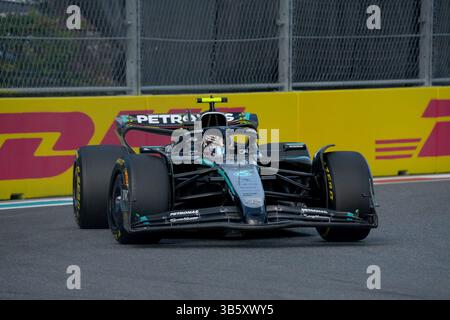 Miami, États-Unis. 02 mai 2025. Sport automobile : Championnat du monde de formule 1, Grand Prix de Miami, qualification pour la course de sprint de samedi Andrea Kimi Antonelli (ITA), Mercedes-AMG Petronas Formula One Team crédit : Hasan Bratic/dpa/Alamy Live News Banque D'Images