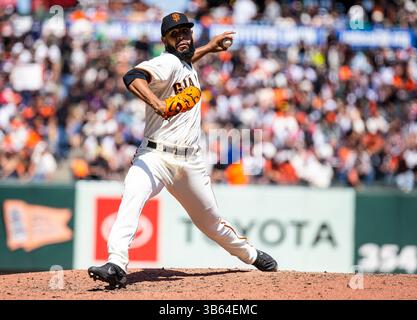 01 mai 2022 San Francisco CA, États-Unis le lanceur de secours de San Francisco Jarlin Garcia (66 ans) sur le monticule pendant le match MLB entre les Nationals de Washington et les Giants de San Francisco. Les Nationals ont gagné 11-5 à Oracle Park San Francisco Calif. Thurman James / CSM(crédit image : © Thurman James/CSM via ZUMA Press Wire) Banque D'Images