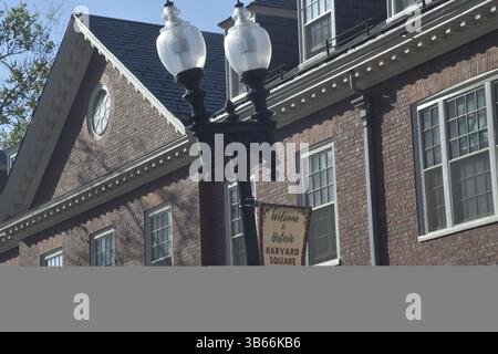 Cambridge, ma, États-Unis. 2 mai 2025. Scènes de la région de l'Université Harvard (crédit image : © Kenneth Martin/ZUMA Press Wire) USAGE ÉDITORIAL SEULEMENT ! Non destiné à UN USAGE commercial ! Banque D'Images