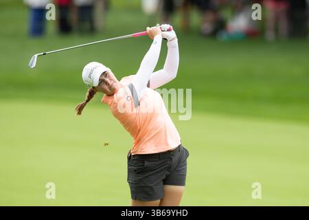 26 août 2022 : Jennifer Kupcho, des États-Unis, prend un tir de fairway lors de la deuxième manche de l’Open des femmes CP qui se tient au Ottawa Hunt & Golf Club à Ottawa, Canada. Daniel Lea/CSM (crédit image : © Daniel Lea/CSM via ZUMA Press Wire) Banque D'Images