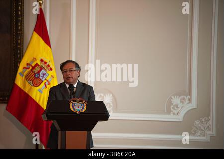 24 août 2022, Bogota, Cundinamarca, Colombie : lors de la visite officielle de Pedro Sanchez, président du gouvernement espagnol en Colombie, à Bogota, Colombie le 24 août 2022. Sanchez a proposé l'Espagne comme pays de négociation pour le processus de paix avec la guérilla de l'ELN. Photo par : Chepa Beltran/long Visual Press (crédit image : © Chepa Beltran/LongVisual via ZUMA Press Wire) Banque D'Images