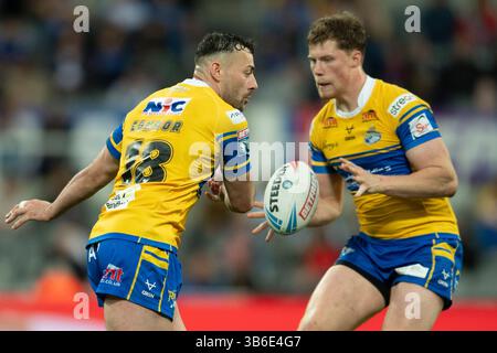 Lors du match de Betfred Super League entre Saint Helens et Leeds Rhinos au lieu James's Park, Newcastle le samedi 3 mai 2025. (Photo : Trevor Wilkinson | mi News) crédit : MI News & Sport /Alamy Live News Banque D'Images