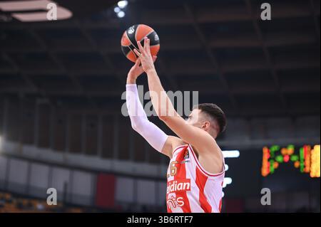 16 novembre 2023, Pirée, Lombardie, Grèce : 26 NEMANJA NEDOVIC de Crvena Zvezda Meridianbet Belgrade lors de l'Euroleague, Round 9, match entre l'Olympiacos Pirée et Crvena Zvezda Meridianbet Belgrade au stade paix et amitié le 16 novembre 2023, au Pirée, Grèce. (Crédit image : © Stefanos Kyriazis/ZUMA Press Wire) Banque D'Images