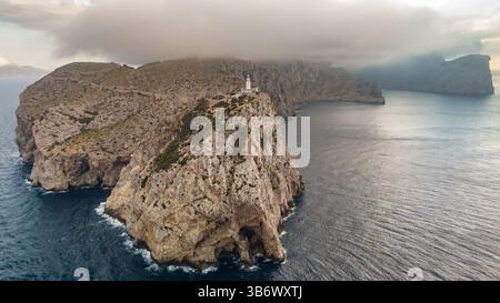 Vue aérienne du phare de Formentor à Majorque, Îles Baléares, Espagne Banque D'Images