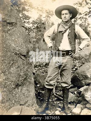 Vintage Cowboy, American Cowboy fin 1800 ou début 1900, Old Time Cowboy, Western Cowboy Banque D'Images