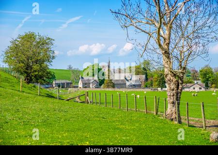 Le joli village de Crosby Ravensworth dans la vallée d'Eden, Cumbria Banque D'Images