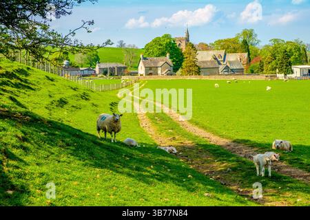 Le joli village de Crosby Ravensworth dans la vallée d'Eden, Cumbria Banque D'Images