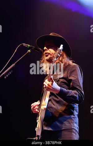 4 mai 2025, Mexico, Ciudad de Mexico, Mexique : le chanteur Mikael Akerfeldt du groupe suédois Opeth se produit sur scène dans le cadre du Monster of Rock Tour à Mexico City Arena. Le 4 mai 2025 à Mexico, Mexique. (Crédit image : © Carlos Santiago/eyepix via ZUMA Press Wire) USAGE ÉDITORIAL SEULEMENT ! Non destiné à UN USAGE commercial ! Banque D'Images