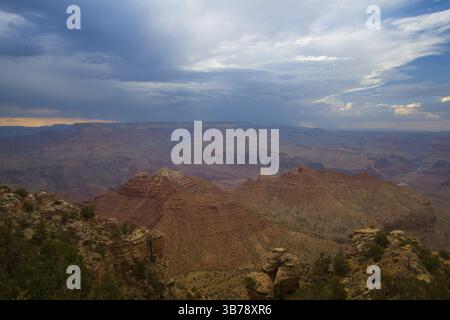 Célèbre Grand Canyon avant de forte tempête au coucher du soleil Banque D'Images