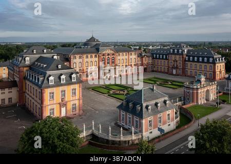 Photographie aérienne de la cour du château de Bruchsal, district de Karlsruhe, Bade-Württemberg, Allemagne, Europe Banque D'Images
