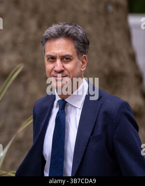 Londres, Royaume-Uni. 06 mai 2025. Ed Miliband, secrétaire à l'énergie, arrive à une réunion du cabinet au 10 Downing Street London. Crédit : Ian Davidson/Alamy Live News Banque D'Images