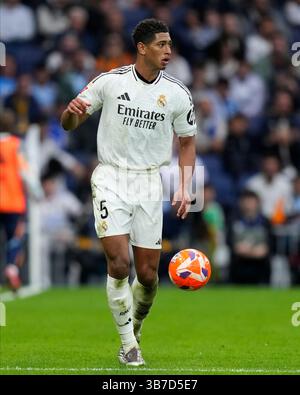 Madrid, Espagne. 04 mai 2025. Jude Bellingham du Real Madrid CF lors du match de la Liga EA Sports opposant le Real Madrid au RC Celta au stade Santiago Bernabeu le 4 mai 2025 à Madrid, en Espagne. (Photo de Cesar Cebolla/PRESSINPHOTO) crédit : AGENCE SPORTIVE PRESSINPHOTO/Alamy Live News Banque D'Images