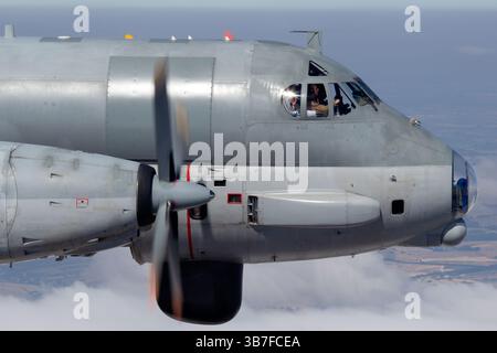 La Marine française exploite l'Atlantique-2 (ATL2) pour des missions de patrouille maritime, en se concentrant sur la guerre anti-sous-marine et la reconnaissance maritime. Banque D'Images