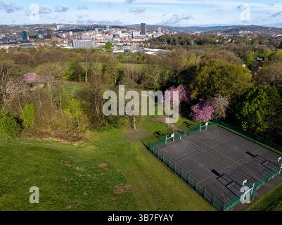 Image aérienne panoramique du paysage urbain de Sheffield depuis le point de vue du Norfolk Heritage Park Banque D'Images