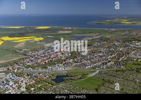 Greifswald, Mecklembourg-Poméranie occidentale, Allemagne, photo aérienne d'un petit avion, 27.04.2025 < english> Greifswald, Mecklembourg-Poméranie occidentale Banque D'Images