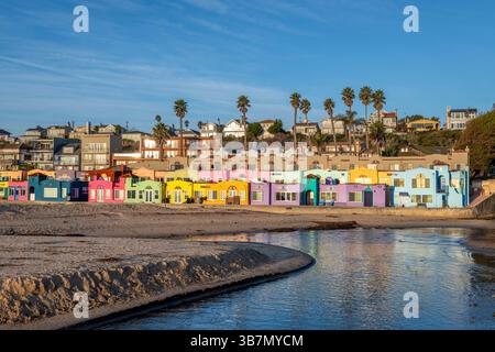 Lever du soleil depuis la plage de Capitola Banque D'Images