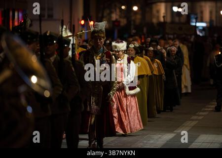 30 mars 2024, Varsovie, Pologne : des gens en uniforme cosaque sont vus prendre part à la procession de Pâques à la cathédrale de champ de l'armée polonaise. Pâques est l'une des fêtes les plus importantes dans la Pologne majoritairement catholique. (Crédit image : © Jaap Arriens/ZUMA Press Wire) Banque D'Images