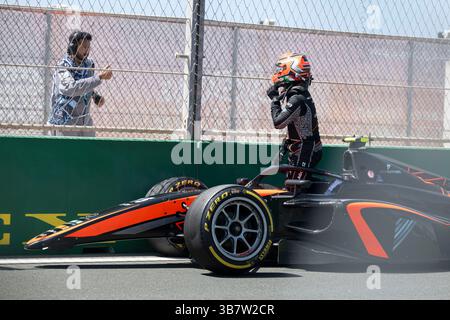 10 mars 2024, Djeddah, Province de la Makkah, Royaume d'Arabie Saoudite : F2 Rafael Villagomez (MEX) de Van Amersfoort Racing #15 après s'être écrasé en essais libres 1 lors de la quatrième édition du Grand Prix d'Arabie Saoudite de formule 1. (Crédit image : © Taidgh Barron/ZUMA Press Wire) Banque D'Images