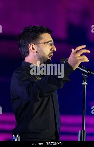 3 mai 2023, Pompéi, Salerne, Italie : Piero Barone de il Volo se produit lors de ''Tutti per uno - Capolavoro Tour '' live in Roman Amphitheater le 17 juillet 2024 à Pompéi, Italie (crédit image : © Francesco Luciano/ZUMA Press Wire) Banque D'Images