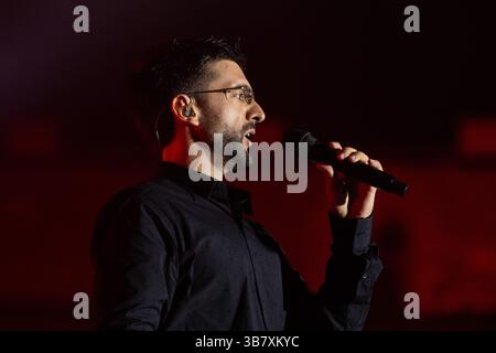 3 mai 2023, Pompéi, Salerne, Italie : Piero Barone de il Volo se produit lors de ''Tutti per uno - Capolavoro Tour '' live in Roman Amphitheater le 17 juillet 2024 à Pompéi, Italie (crédit image : © Francesco Luciano/ZUMA Press Wire) Banque D'Images