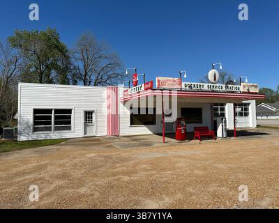 4 avril 2024, Cleveland, Mississippi, USA : la PLANTATION DOCKERY à Cleveland, Mississippi 4 avril 2024. Ces bâtiments restent des exemples de l'architecture des plantations du delta du Mississippi au début du XXe siècle. Les Afro-Américains qui sont venus à Dockery Farms pour cultiver le coton, ont créé une culture à travers leur travail dans les champs qui a inspiré la musique que nous connaissons sous le nom de blues. (Crédit image : © Karen Focht/ZUMA Press Wire) Banque D'Images