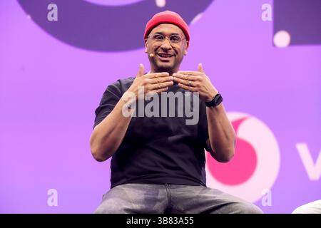 Jean Pierre Kraemer, zu Gast beim OMR Festival auf der Buehne in den Messehallen AM 06.05.2025 à Hambourg - Das OMR Festival ist eine Veranstaltung für digitales Marketing und technologie Hamburg Deutschland *** Jean Pierre Kraemer, invité au Festival OMR sur scène dans les salles d'exposition le 06 05 2025 à Hambourg le Festival OMR est un événement pour le marketing numérique et la technologie Hamburg Allemagne Banque D'Images