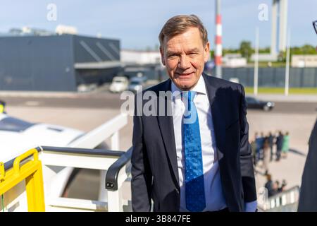 Berlin, Deutschland. 07 mai 2025. Johann Wadephul (CDU), ministre fédéral des Affaires étrangères, avant le départ pour Paris. Berlin, le 7 mai 2025. Photographié pour le compte du ministère fédéral des Affaires étrangères crédit : dpa/Alamy Live News Banque D'Images