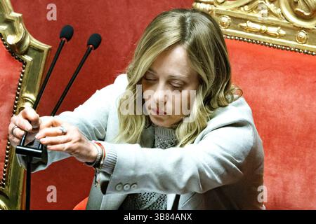 Rome, Italie. 07 mai 2025. La première ministre Giorgia Meloni lors de l'heure des questions au Sénat, Rome, le mercredi 7 mai 2025 (photo de Roberto Monaldo/LaPresse) crédit : LaPresse/Alamy Live News crédit : LaPresse/Alamy Live News Banque D'Images