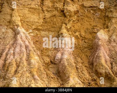 Détail des rochers dans le massif de la vallée du canyon Colorado Ocher en Provence france Banque D'Images
