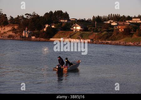 19 juin 2024, Coupeville, Washington, USA : scènes de la ville de Coupeville, Whidbey Island, État de Washington, la semaine du 16 juin 2024. Whidbey Island est dans Puget Sound, au nord de Seattle, Washington. Le terrain accidenté de islandÃs s'étend sur des plages, des collines et des terres agricoles. À sa pointe nord-ouest, le parc national Deception Pass offre des vues sur la falaise, des sentiers forestiers et des lacs d'eau douce. (Crédit image : © Karen Focht/ZUMA Press Wire) Banque D'Images