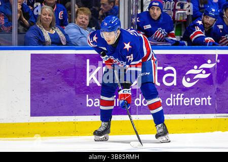 21 février 2024 : le défenseur américain de Rochester Nikita Novikov (74 ans) patine en deuxième période contre les sénateurs de Belleville. Les Américains de Rochester ont accueilli les sénateurs de Belleville dans un match de la Ligue américaine de hockey au Blue Cross Arena de Rochester, New York. (Jonathan Tenca/CSM) (image crédit : © Jonathan Tenca/CSM via ZUMA Press Wire) Banque D'Images