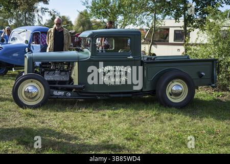 PAAREN Im GLIEN, Allemagne - 03 OCTOBRE 2020 : Custom car Ford Model A. le salon de la voiture classique 2020 Banque D'Images
