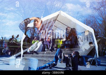 24 février 2023, Washington, District of Columbia, USA : rassemblement libertaire Rage Against the War machine au Lincoln Memorial, 19 février 2023 à Washington, DC. Réalisé sur film double-exposé. (Crédit image : © Eric Kayne/ZUMA Press Wire) Banque D'Images