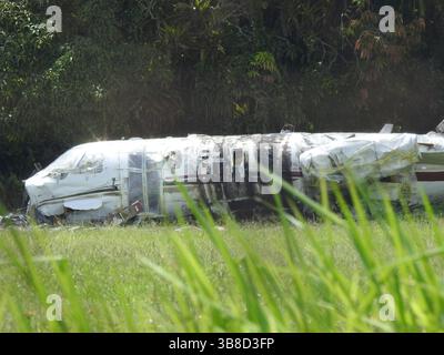 Avion écrasé à l'aéroport d'Ubatuba, Brésil Banque D'Images