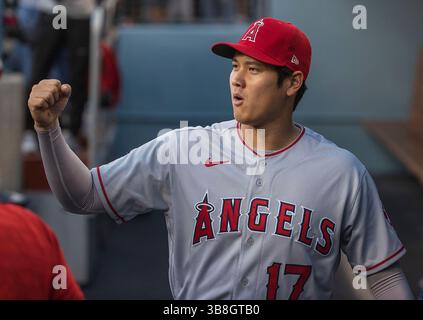 9 décembre 2023, Los Angeles, Californie, États-Unis : Shohei Ohtani signe avec les Dodgers de Los Angeles un contrat de 10 ans, 700 millions de dollars sur un coup de fouet de 35 millions de dollars par an et 35 millions de dollars par an. PHOTO DU DOSSIER : Shohei Ohtani #17 des Los Angeles Angels lors de leur match MLB contre les Los Angeles Dodgers le mardi 14 juin 2022 au Dodger Stadium de Los Angeles, Californie. Les Dodgers battent les Anges, 2-0. JAVIER ROJAS/PI (crédit image : © PI via ZUMA Press Wire) Banque D'Images