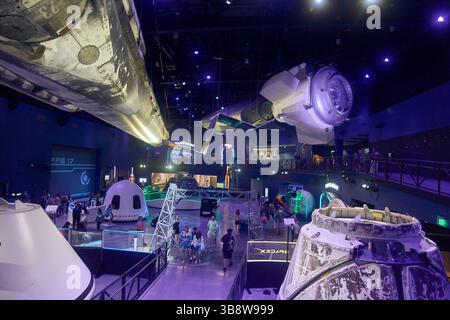 12 avril 2024, Orlando, Floride, États-Unis : Kennedy Space Center est l'un des 10 centres que la NASA a avec un important groupe d'entreprises technologiques qui collaborent au développement de la course spatiale au niveau mondial. Pionniers des vols spatiaux. Être dans ce centre de la NASA est une expérience incroyable. (Crédit image : © Francisco Arias/ZUMA Press Wire) Banque D'Images