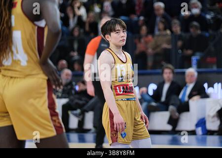 1er avril 2023, Campobasso, Italie : Shiori Yasuma d'Umana Reyer Venezia lors du dernier match de finale féminine de la Coupe d'Italie 2023 entre Famila Wuber Schio et Umana Reyer Venezia à la Molisana Arena. L'équipe Famila Wuber Schio a battu l'équipe Umana Reyer Venezia avec un score de 73-62, remportant ainsi la Coupe d'Italie 2023. (Crédit image : © Elena Vizzoca/SOPA images via ZUMA Press Wire) Banque D'Images