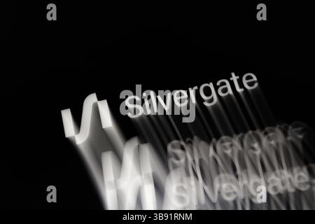 8 mars 2023, Asuncion, Paraguay : une vue du logo Silvergate est affichée sur un smartphone. La Jolla, Calif. - Silvergate Capital Corporation (NYSE :si), la société holding de Silvergate Bank, a annoncé aujourd'hui son intention de liquider ses activités et de liquider volontairement la Banque de manière ordonnée et conformément aux procédures réglementaires applicables. (Crédit image : © Andre M. Chang/ZUMA Press Wire) Banque D'Images