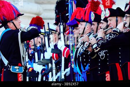 Foto aus Life Übertragung RTL oder ZDF Papstwahl am 08.05.2025 aus ROM- *** photo de Life broadcast RTL ou ZDF élection papale le 08 05 2025 de Rome Banque D'Images