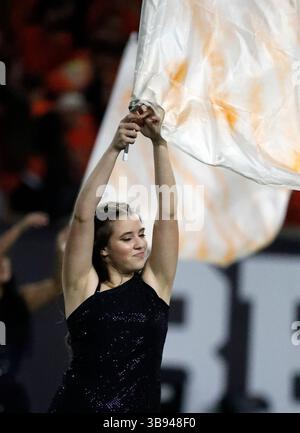 29 septembre 2023 : un membre du drapeau de l'État de l'Oregon se produit lors du match de football de la NCAA entre les Utah Utes et les Oregon State Beavers au Reser Stadium, Corvallis, OREGON. Larry C. Lawson/CSM (crédit image : © Larry C. Lawson/CSM via ZUMA Press Wire) Banque D'Images