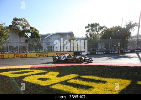 2 avril 2023 : YUKI TSUNODA en piste lors du Grand Prix d'Australie de formule 1 2023 sur le circuit Albert Park de Melbourne le 2 avril 2023 à Melbourne, Australie (image crédit : © Christopher Khoury/Agence de presse australienne via ZUMA Wire) Banque D'Images