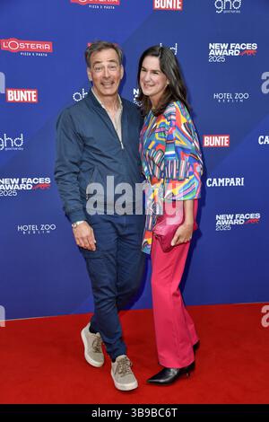 Jan Sosniok mit Ehefrau Nadine Sosniok beim Bunte New faces Award im Delphi Kino in Berlin AM 08.05.2025 *** Jan Sosniok avec son épouse Nadine Sosniok au Bunte New faces Award au Delphi Cinema de Berlin le 08 05 2025 Banque D'Images