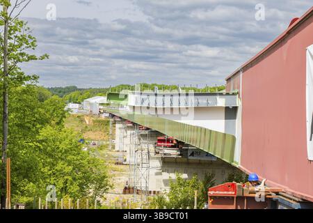 Les travaux de remplacement du pont Mulde sur l'autoroute A14 entre les jonctions Grimma et Mutzschen sont en cours depuis octobre 2022 sous les dirigeants Banque D'Images
