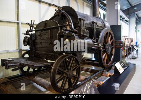 La locomotive Rocket originale, construite par Robert Stephenson au Locomotion Railway Museum, Shildon, comté de Durham, Angleterre, Royaume-Uni. Banque D'Images
