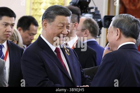 Président de la Russie, Vladimir Poutine a prononcé une réception officielle organisée pour marquer le 80ème anniversaire de la victoire dîner organisé au nom du Président de la Russie pour les chefs des délégations étrangères et invités d'honneur qui sont venus à Moscou pour les célébrations du 80ème anniversaire de la victoire dans la Grande Guerre patriotique de 19411945, Moscou, Russie, le 8 mai 2025. Photo par le président de Russie Office apaimages. Moscou Moscou Fédération de Russie 090525 Russia RPO 4 0012 Copyright : xapaimagesxPresidentxofxRussiaxOfficexxapaimagesx Banque D'Images