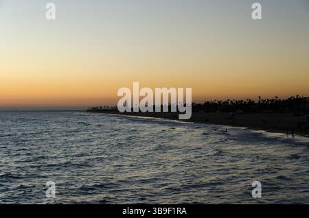 Plage en été lumière du soir Banque D'Images