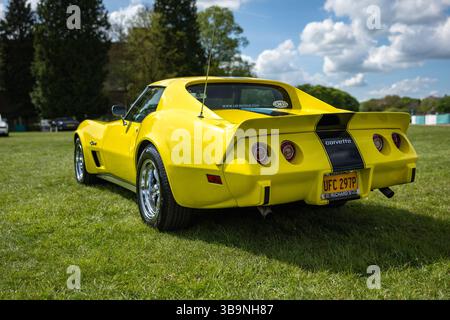Chevrolet Corvette Stingray 1976, exposée au Bicester Scramble qui s'est tenu le 27 avril 2025. Banque D'Images