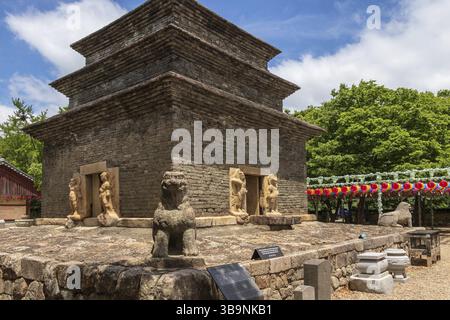 Le temple Bunhwangsa a été construit en 634 et la troisième année du règne de la reine Seondeok, le 27e souverain du Royaume de Silla. Éminent bouddhiste p Banque D'Images
